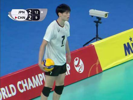 开云-CLG险胜100T，Chovy关键团战开团秒人鏖战多局八强赛，强势挺进下一轮