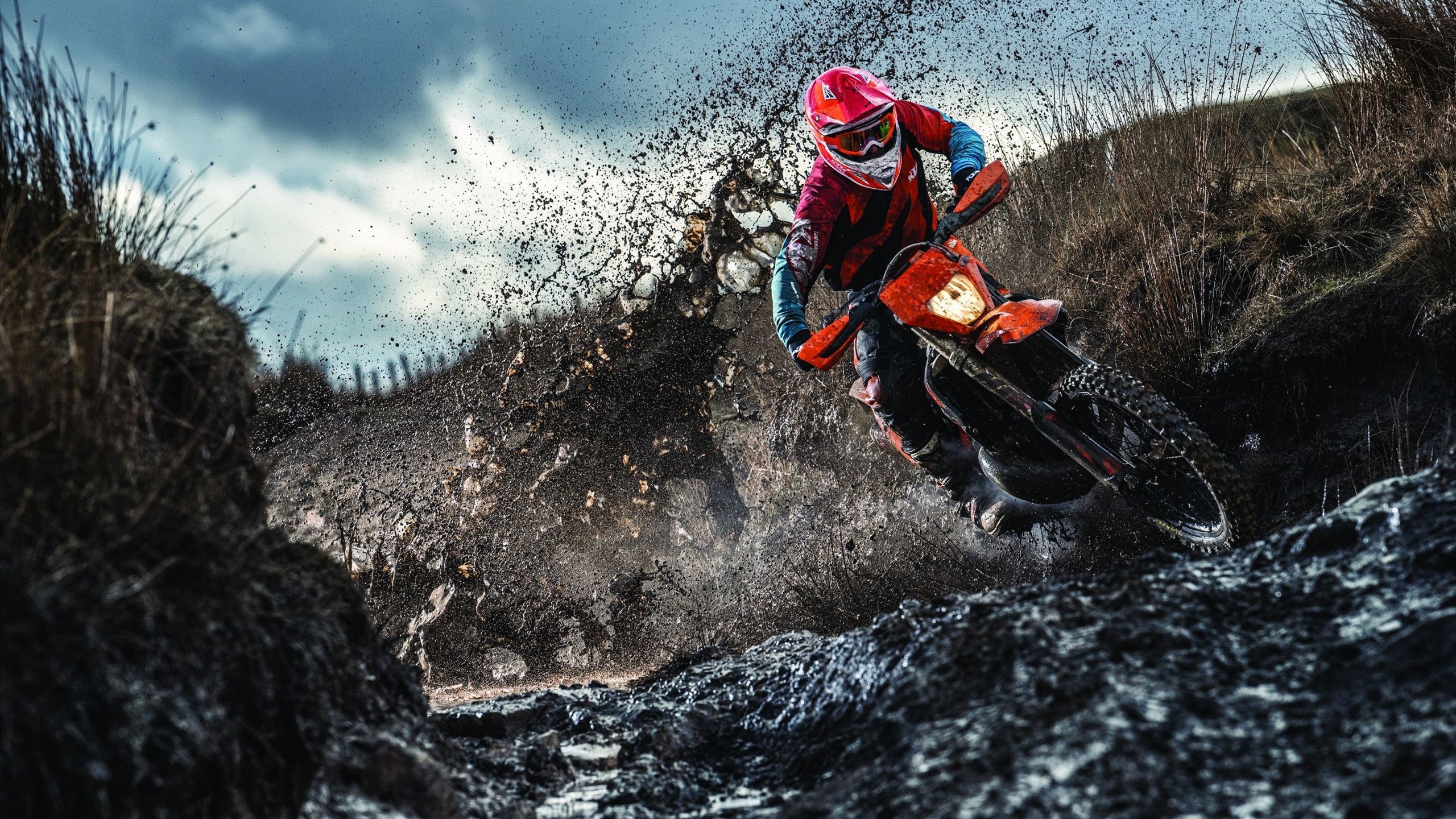 丹麦中场变局，阿拉巴攻防一肩挑，欧洲杯再现新核心风暴