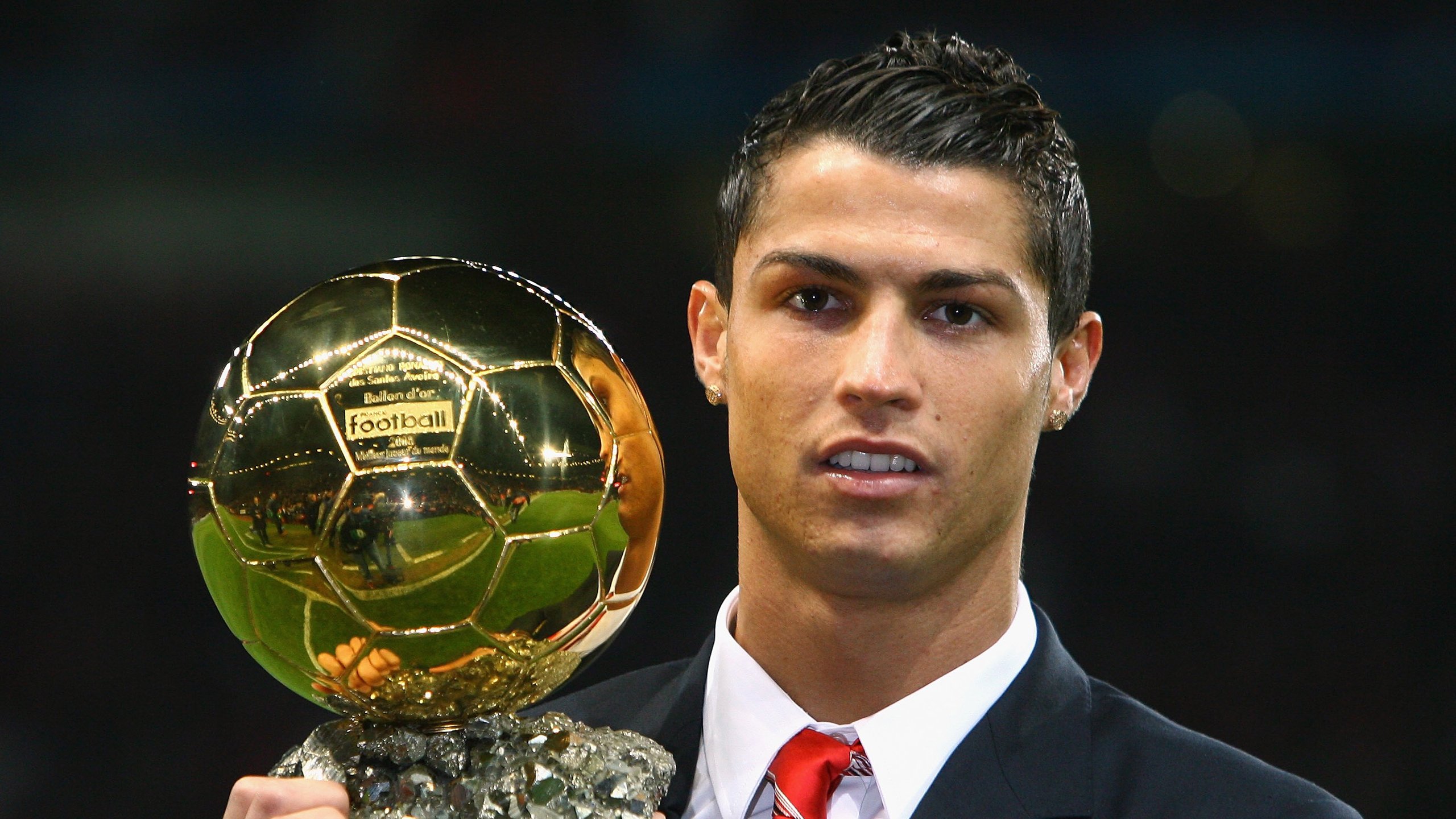 威尔士对阵雷恩，奥亚尔萨瓦尔如何以个人节奏，带动全队交响乐