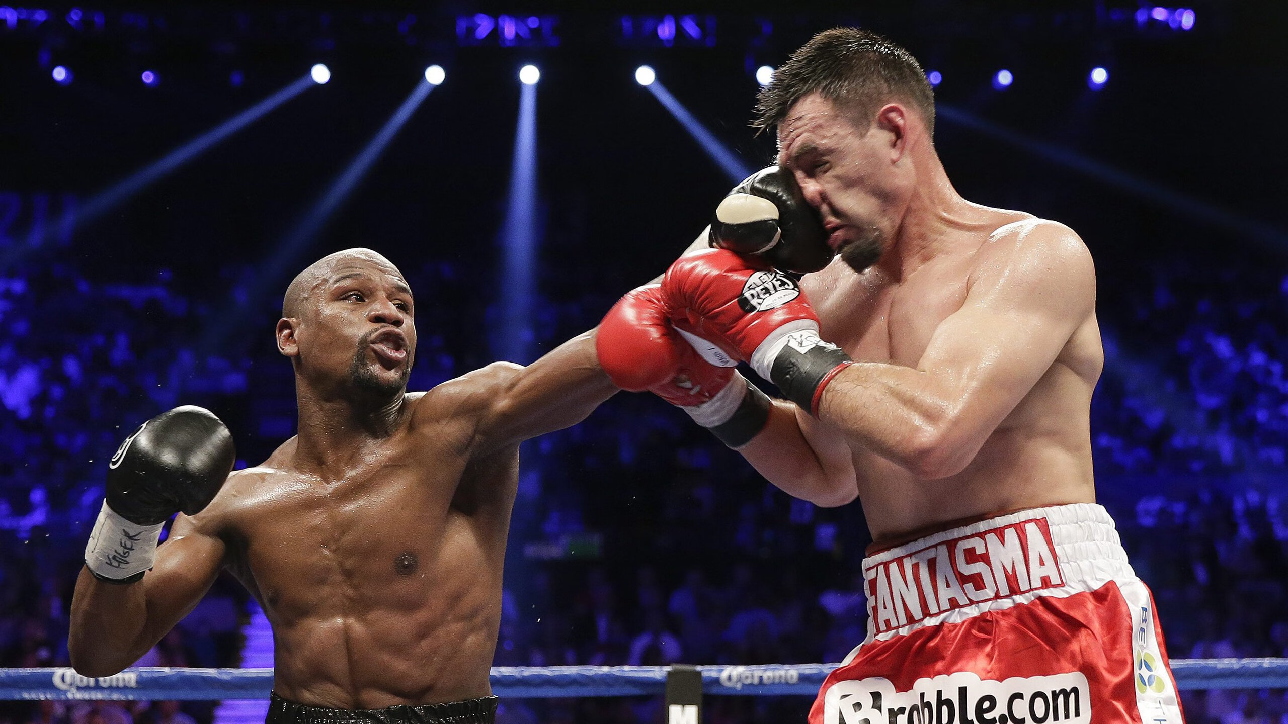 开云体育app-绝杀奇迹与统治表演，足球之夜的双重震撼—几内亚逆袭塞维利亚，格纳布里意甲焦点战独揽风云