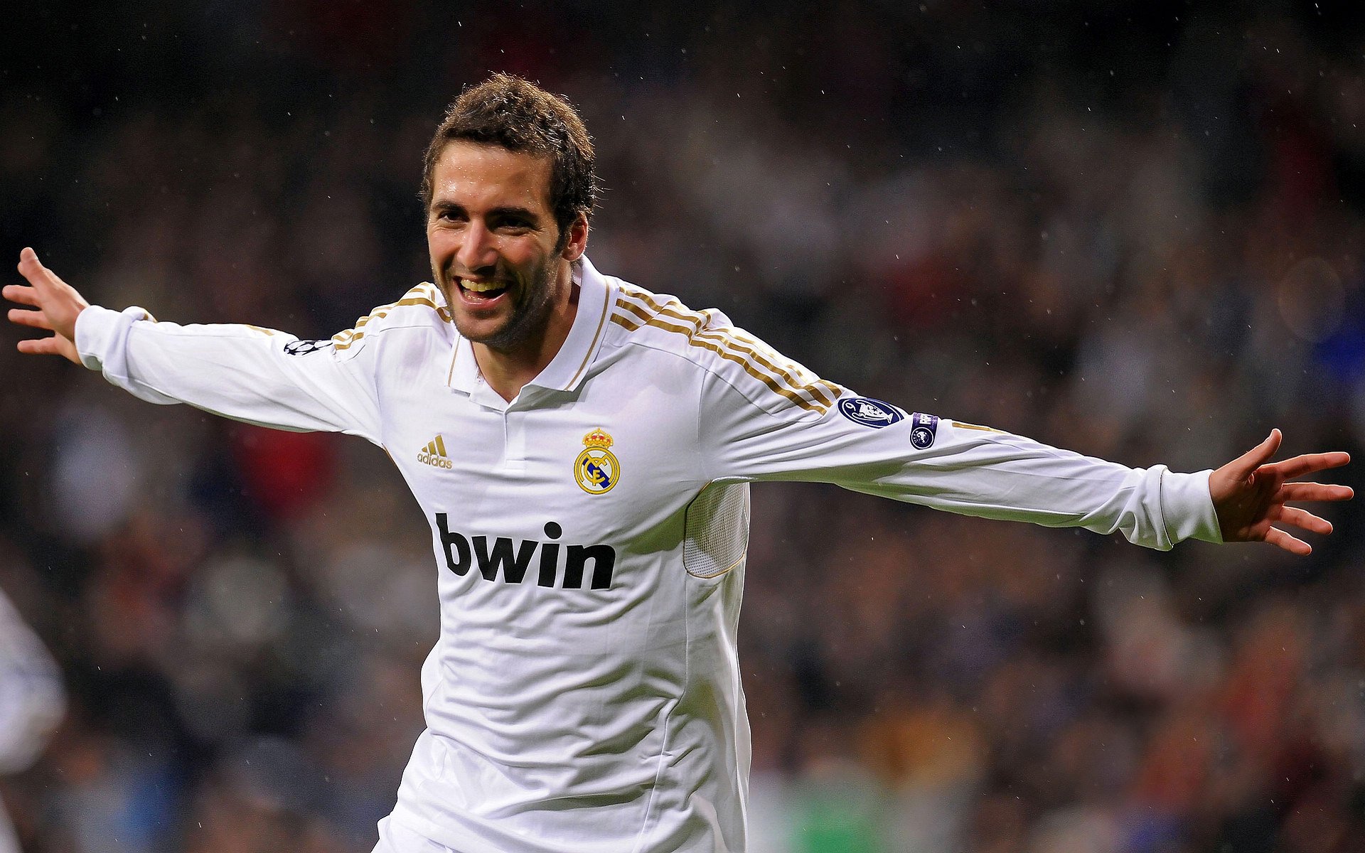 逆袭之夜！土耳其黑马翻盘马赛，门神拉亚一战封神